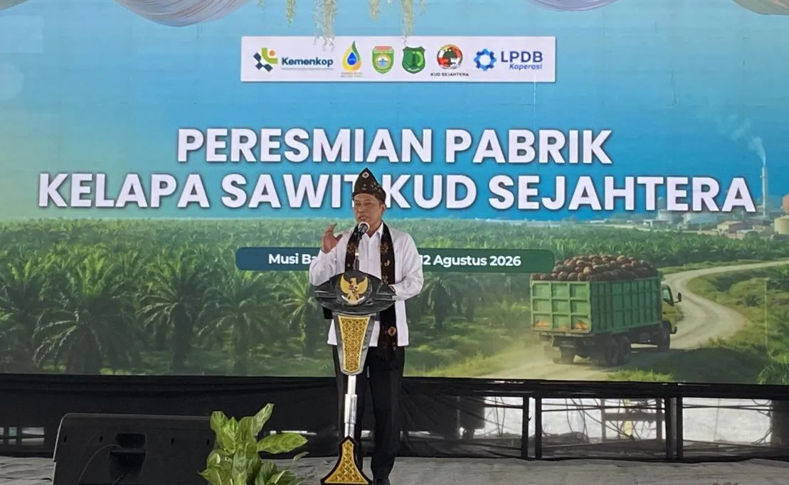 Menteri Koperasi Dorong Koperasi Sawit Bangun Refinery Minyak Goreng